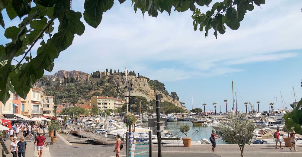 How Do You Pronounce Cassis