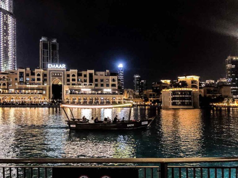 Dubai Fountain show Timings and best viewpoints CosmopoliClan